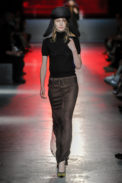 prada_resort_19_001