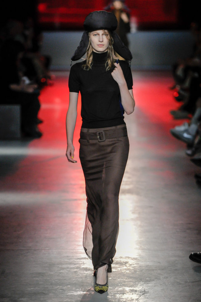 prada_resort_19_001