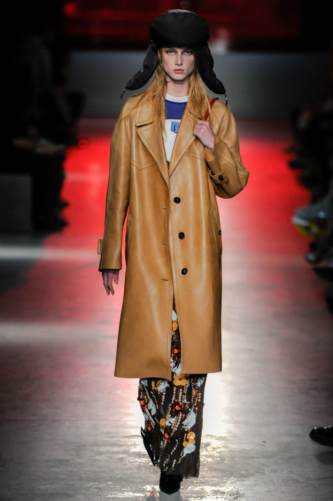 prada_resort_19_049