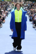 looks-40