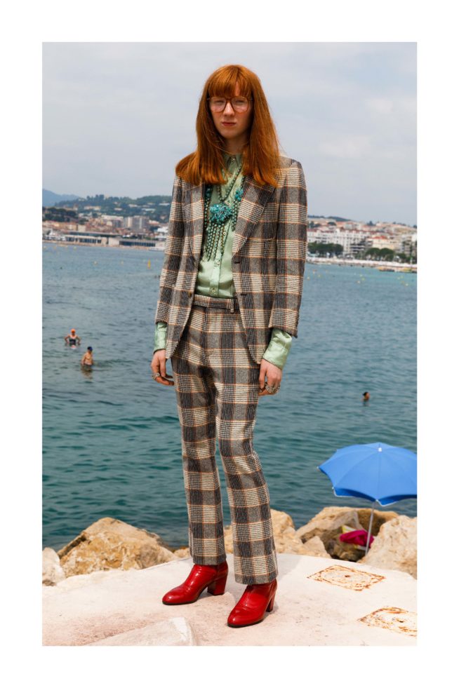 gu598_cruise-19-lookbook_whiteframe23