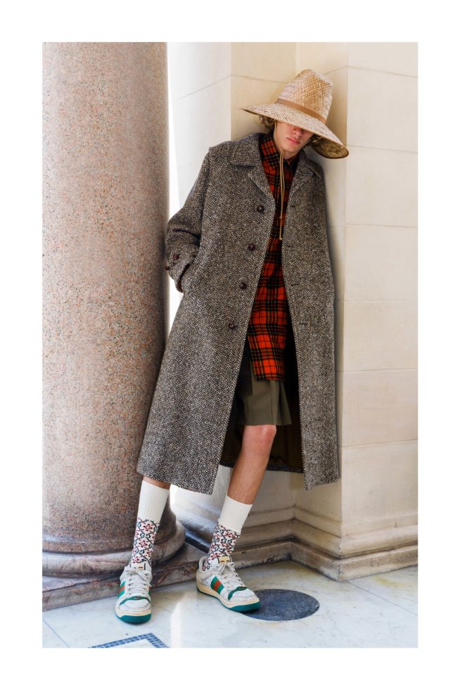 gu598_cruise-19-lookbook_whiteframe44
