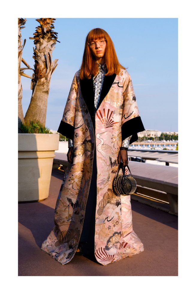 gu598_cruise-19-lookbook_whiteframe78