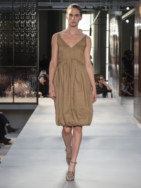 burberry-spring_summer-2019-collection-look-35