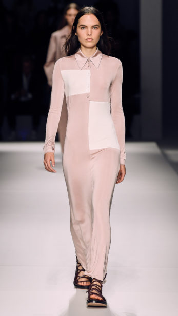 s19sr_boss_show_look_05