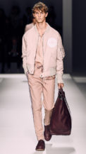 s19sr_boss_show_look_10