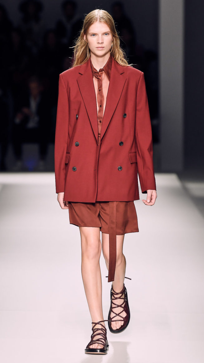 s19sr_boss_show_look_23