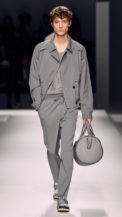 s19sr_boss_show_look_28