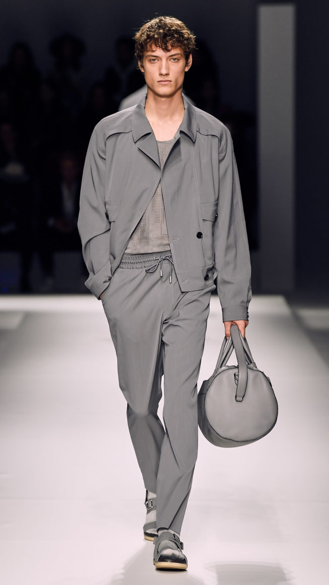 s19sr_boss_show_look_28