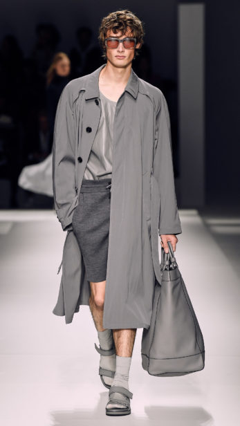 s19sr_boss_show_look_30