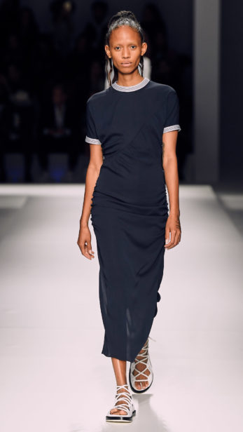 s19sr_boss_show_look_32