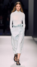 s19sr_boss_show_look_35