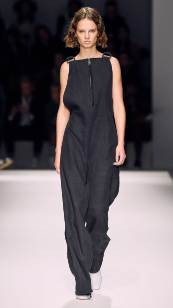 s19sr_boss_show_look_42