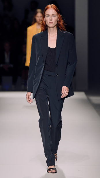 s19sr_boss_show_look_49