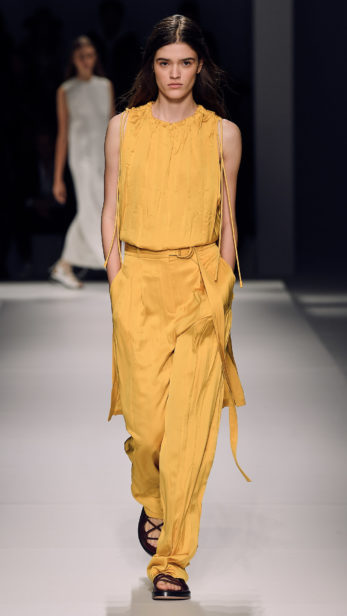 s19sr_boss_show_look_52