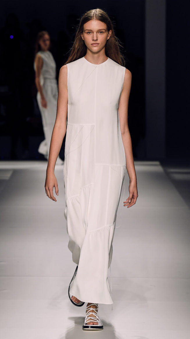 s19sr_boss_show_look_54