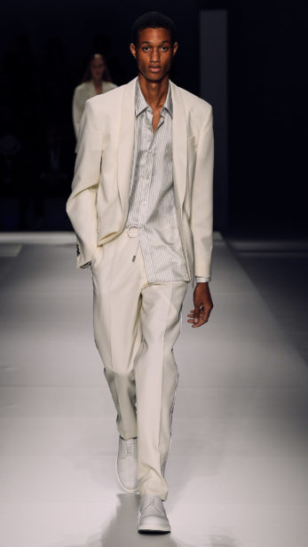 s19sr_boss_show_look_55