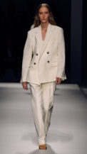 s19sr_boss_show_look_56