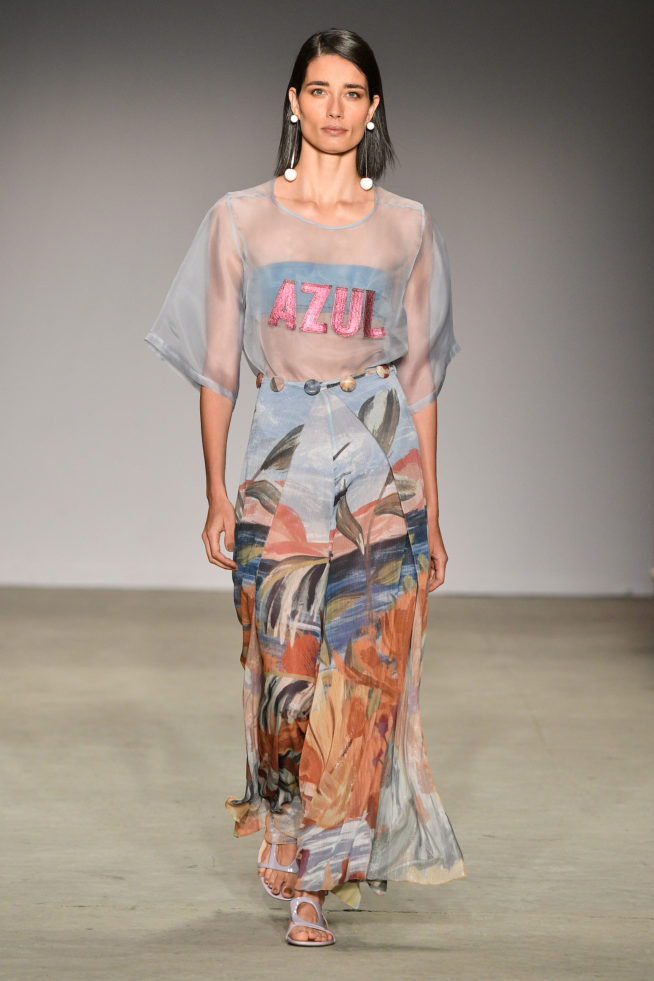 Agua de Coco

SPFW N46

out/2018

foto: Ze Takahashi / FOTOSITE