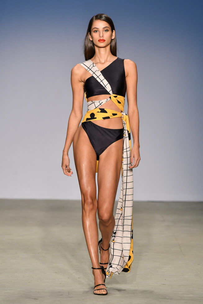 Agua de Coco

SPFW N46

out/2018

foto: Ze Takahashi / FOTOSITE