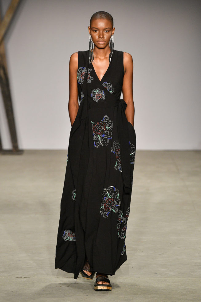 Apartamento 03

SPFW N46

out/2018

foto: Ze Takahashi / FOTOSITE