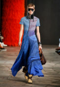 loewe_ss19_womens_runway_website_014
