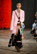 loewe_ss19_womens_runway_website_016