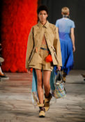 loewe_ss19_womens_runway_website_022
