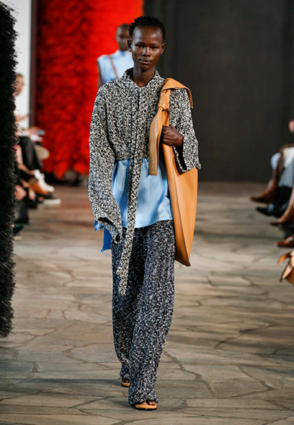 loewe_ss19_womens_runway_website_029