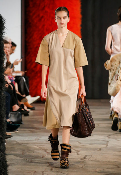 loewe_ss19_womens_runway_website_043