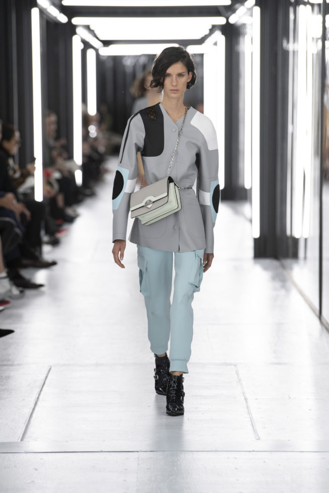 louis_vuitton_ss19_look_38