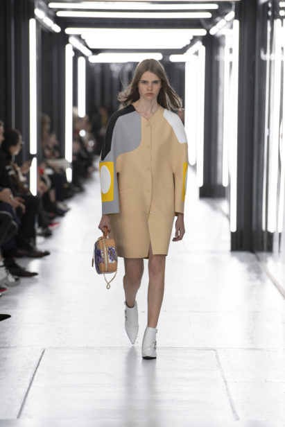 louis_vuitton_ss19_look_39