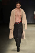 Ratier

SPFW N46

out/2018

foto: Rafael Chacon / FOTOSITE