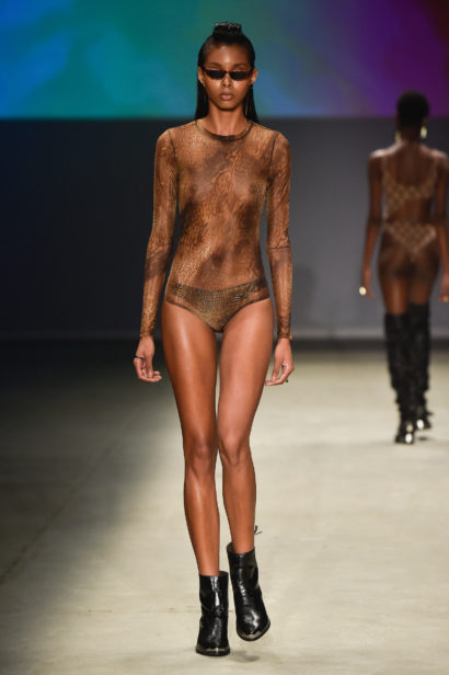Ratier

SPFW N46

out/2018

foto: Rafael Chacon / FOTOSITE