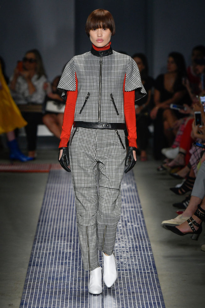 Reinaldo Lourenco- SPFW N46

out/2018

foto: Ze Takahashi/ FOTOSITE
