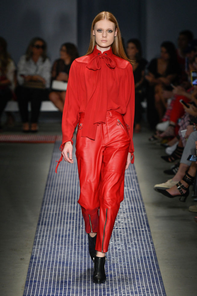 Reinaldo Lourenco- SPFW N46

out/2018

foto: Ze Takahashi/ FOTOSITE