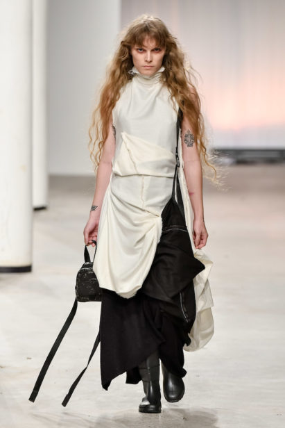 Ocksa

Casa de Criadores - Inverno 2019

Foto: Ze Takahashi/ FOTOSITE