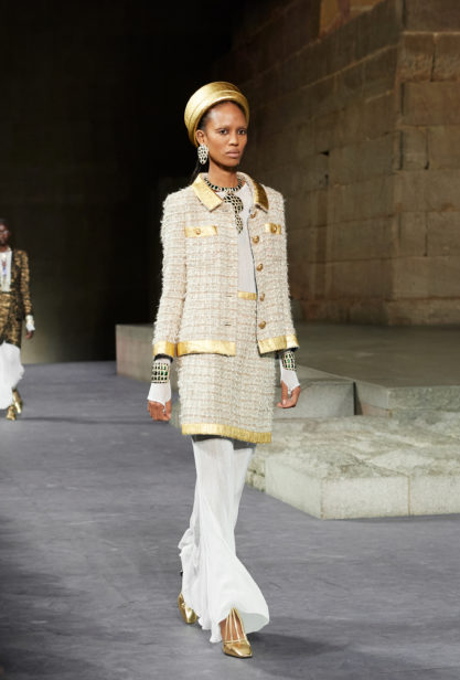 05_the_paris-new_york_2018-19_metiers_d_art_collection_look_05