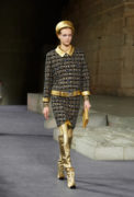 09_the_paris-new_york_2018-19_metiers_d_art_collection_look_09