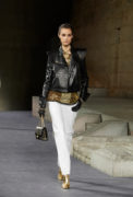 24_the_paris-new_york_2018-19_metiers_d_art_collection_look_24