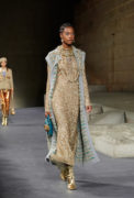 50_the_paris-new_york_2018-19_metiers_d_art_collection_look_50