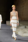 59_the_paris-new_york_2018-19_metiers_d_art_collection_look_59