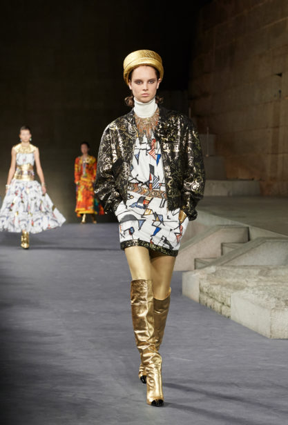 64_the_paris-new_york_2018-19_metiers_d_art_collection_look_64