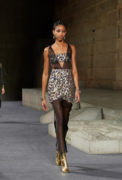 74_the_paris-new_york_2018-19_metiers_d_art_collection_look_74