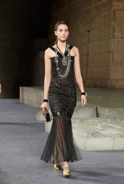 76_the_paris-new_york_2018-19_metiers_d_art_collection_look_76