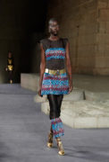 83_the_paris-new_york_2018-19_metiers_d_art_collection_look_83