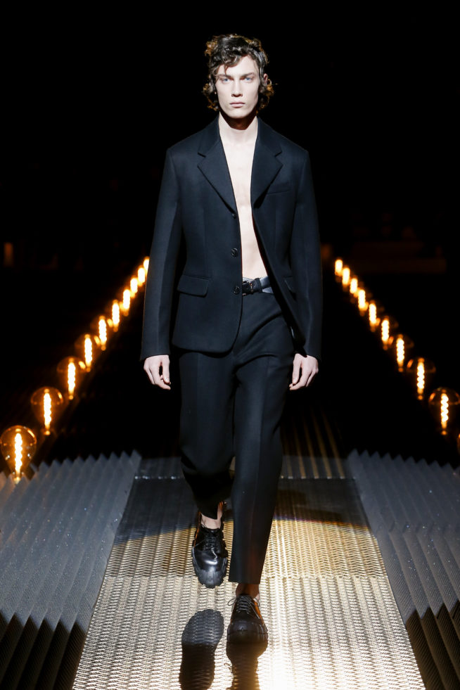 01_pradafw19