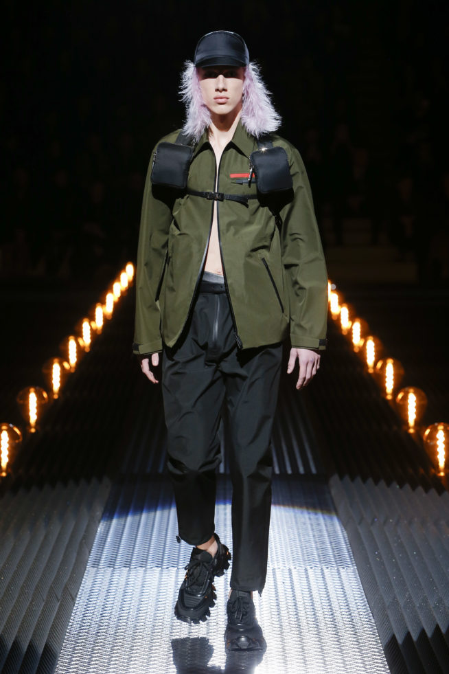 25_pradafw19