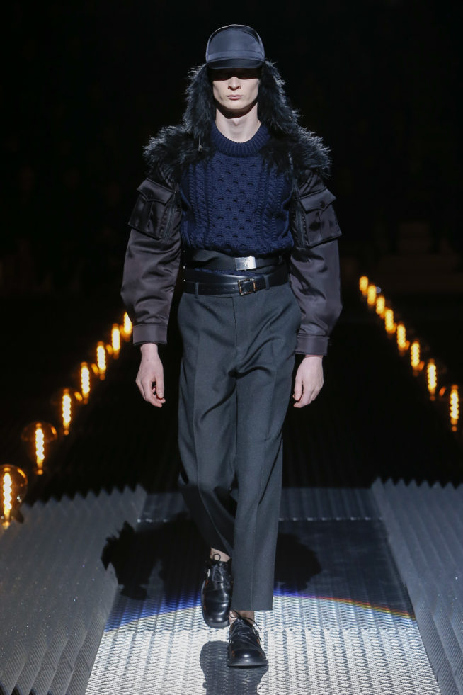 32_pradafw19