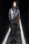 winter-19-20-collection-look-26